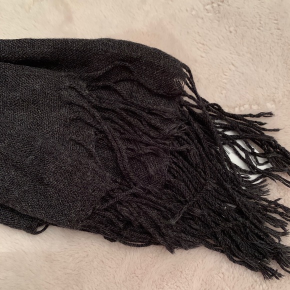 Echo oversized solid wrap - Picture 5 of 8